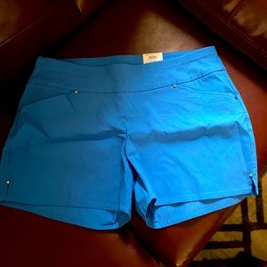 NWT INC blue stretchy dress shorts size 14